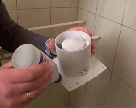 Как установить вентилятор в ванной комнате